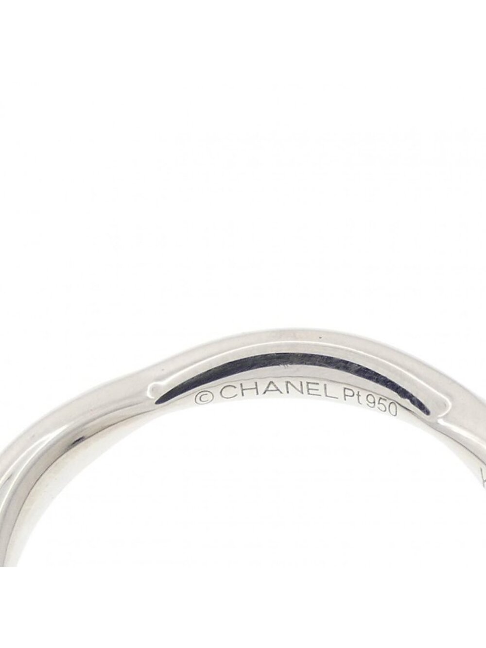 Chanel Camellia Half Eternity Ring - Picture 5 of 7